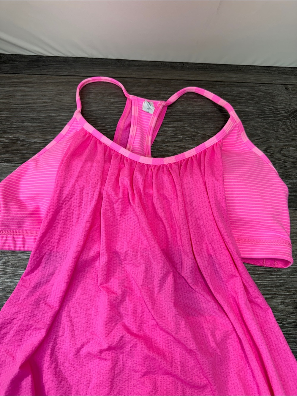 Lululemon No Limits Tank Paris Perfection Hot Pink! SZ 12 - Picture 2 of 5